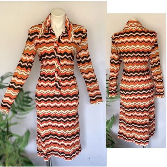 v i n t a g e :: Authentic Mod Zig Zag Chevron Dagger Buttoned Dress - Picture 1 of 14